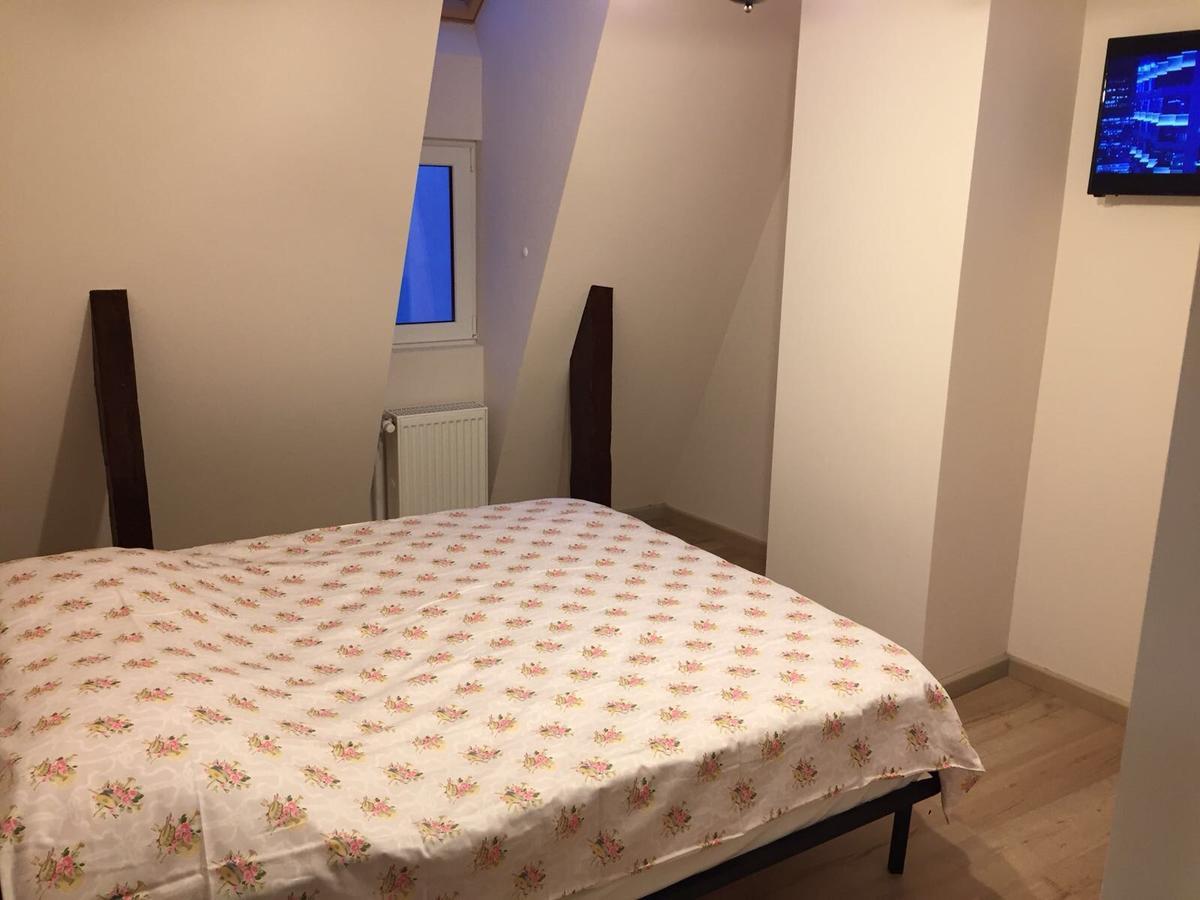House 54 Pensiune Brașov