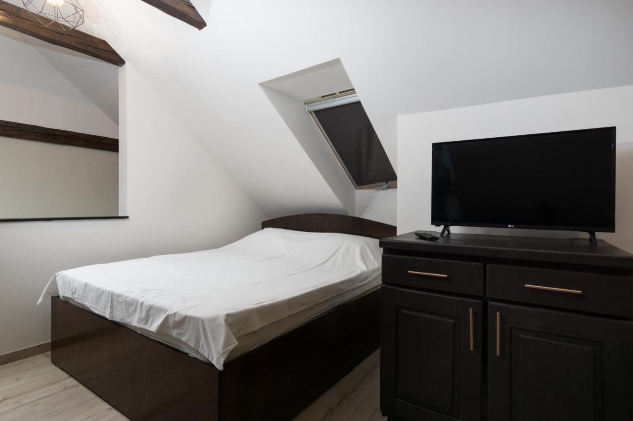 Pensiune House 54
